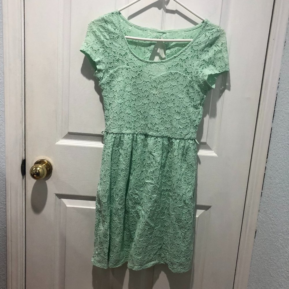 Mint Green Short Sleeve Lace Dress